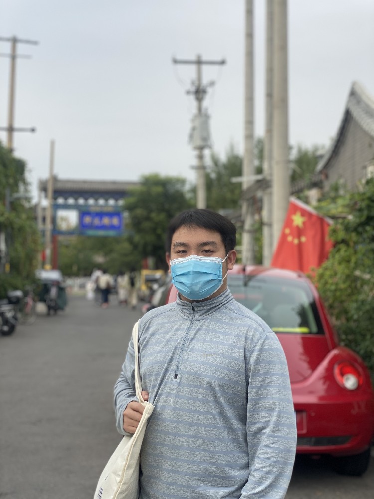 黄明烨