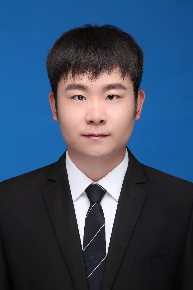 刘昊